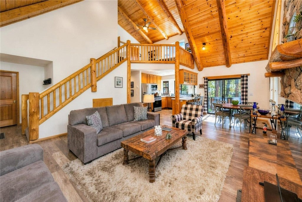 1711 Cascade