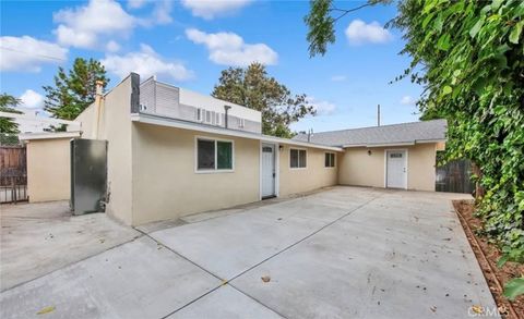 Photo of 11315 Miranda, North Hollywood, CA 91601 (MLS # IG26014417)