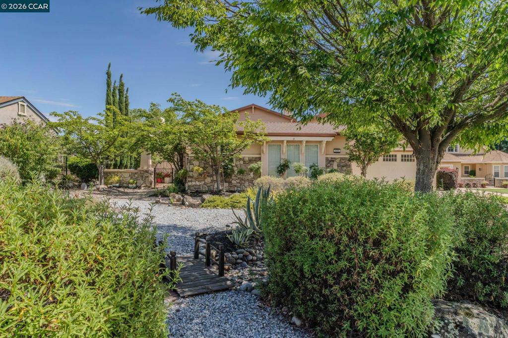 118 Glen View Court
