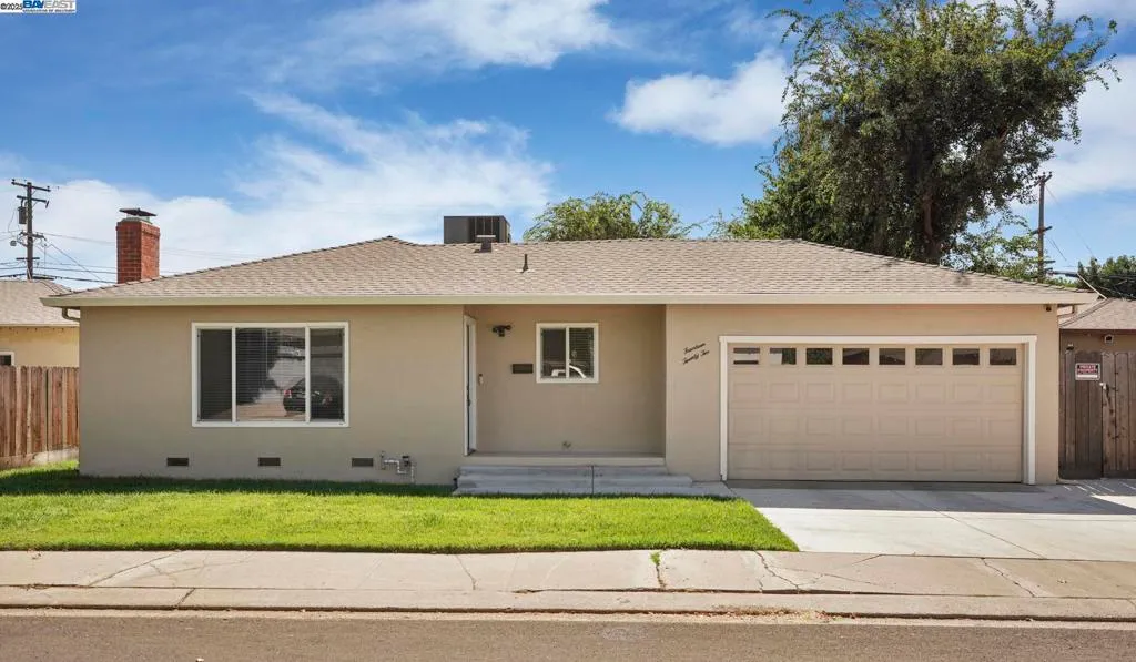 Modesto, California 95350, United States, 3 Bedrooms Bedrooms, ,2 BathroomsBathrooms,Residential,Active,214439