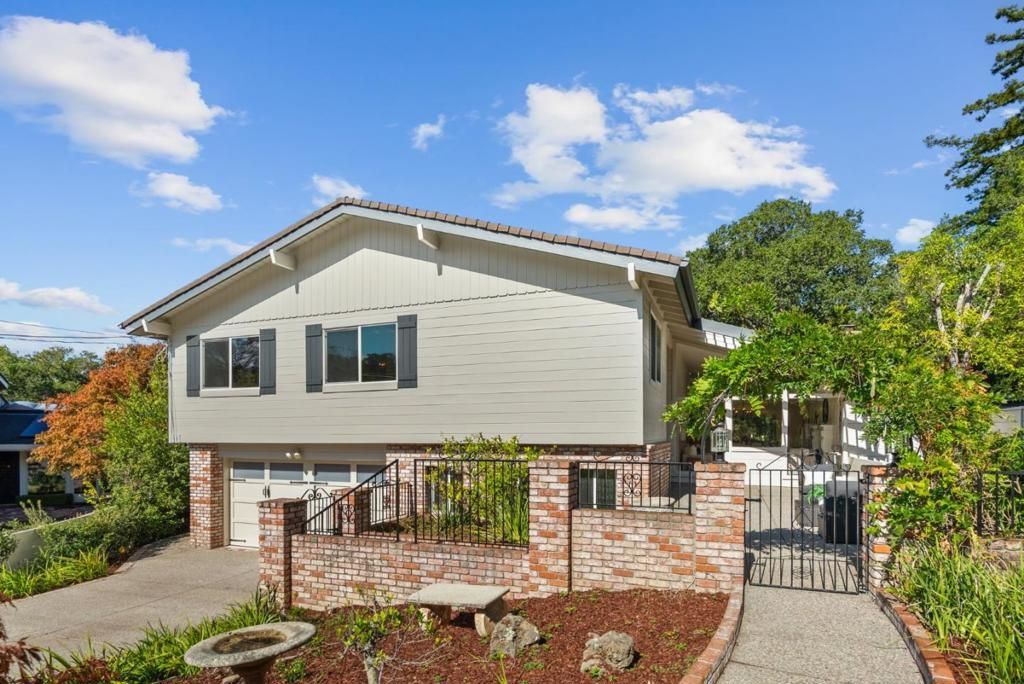 Photo of 18 Wildwood Drive, San Mateo, CA 94402 (MLS # ML82025219)