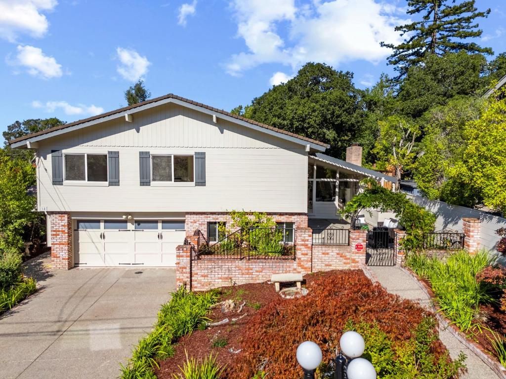 Photo of 18 Wildwood Drive, San Mateo, CA 94402 (MLS # ML82025219)