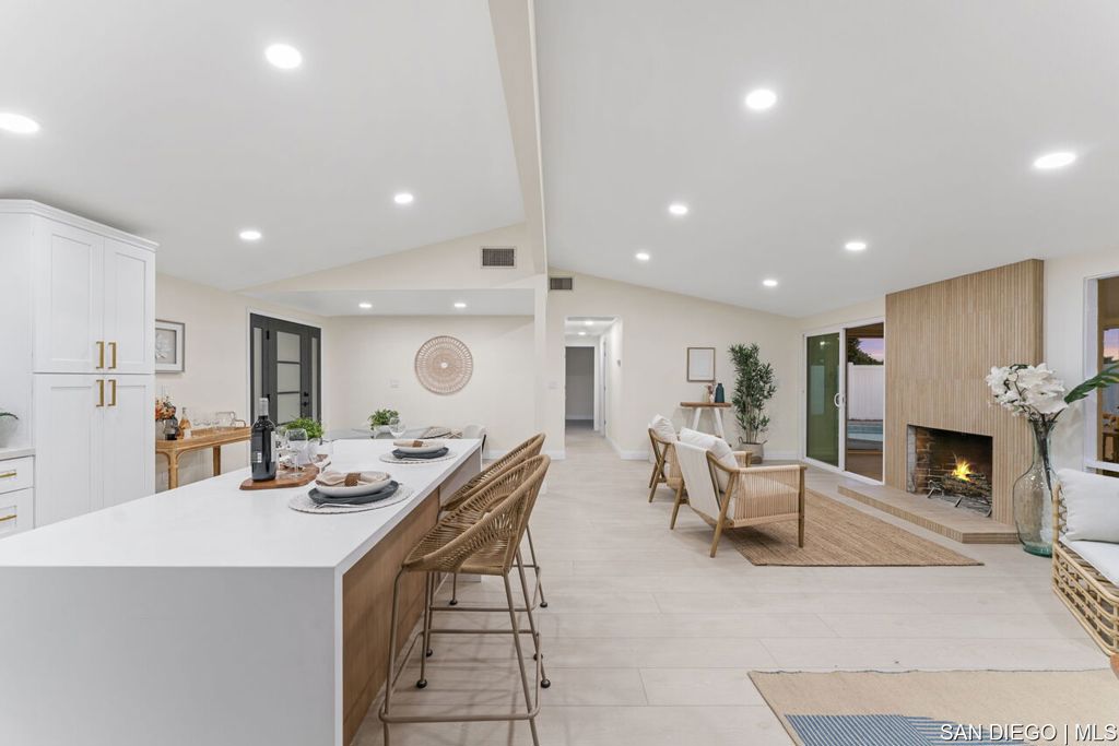 3424 Lockwood DR