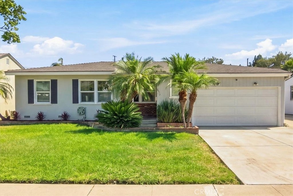 2032 W Porter