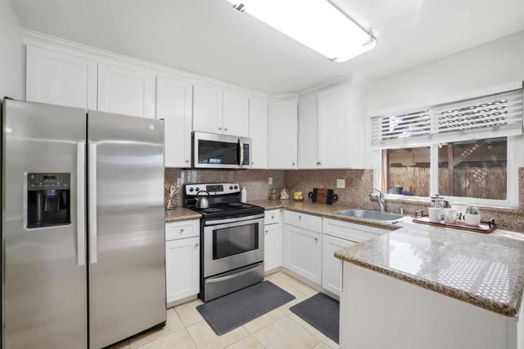 5475 Don Juan Circle