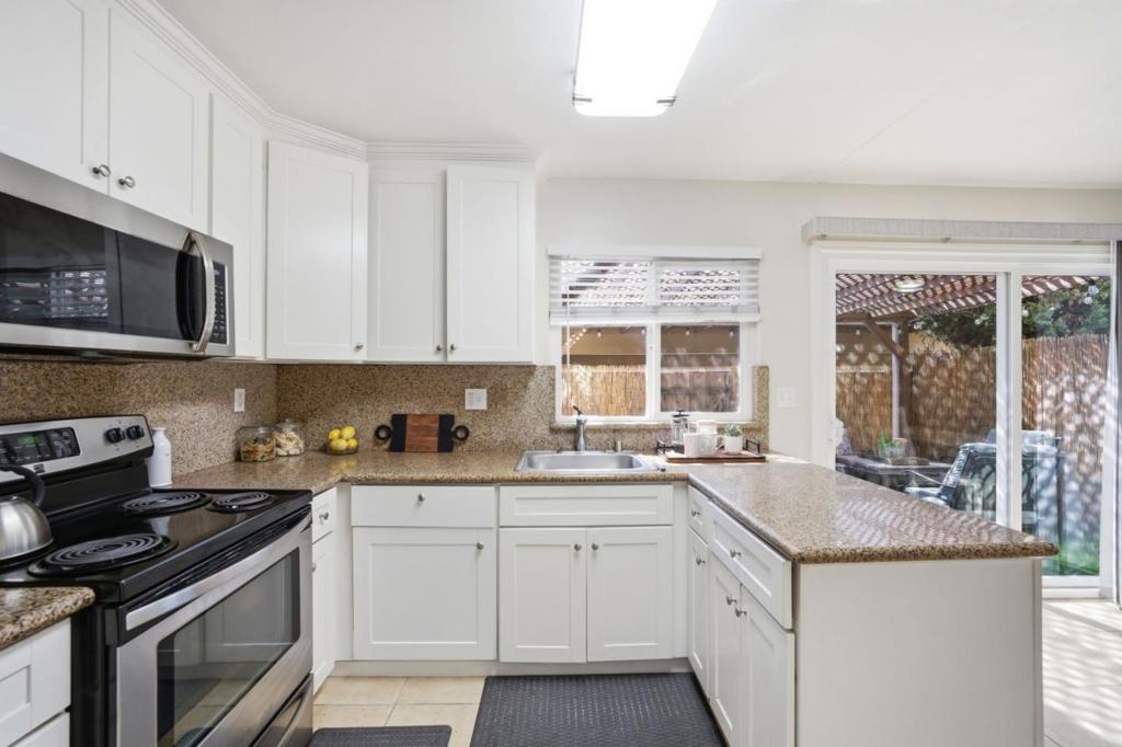 5475 Don Juan Circle