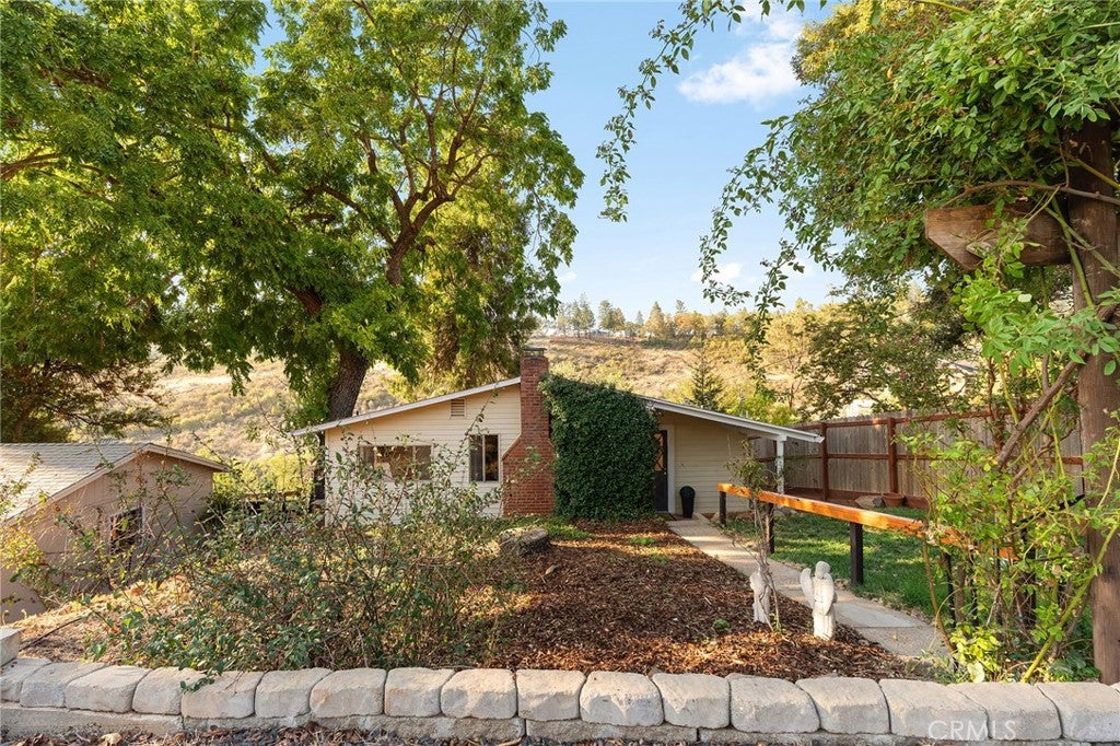 3703 Honey Run Road