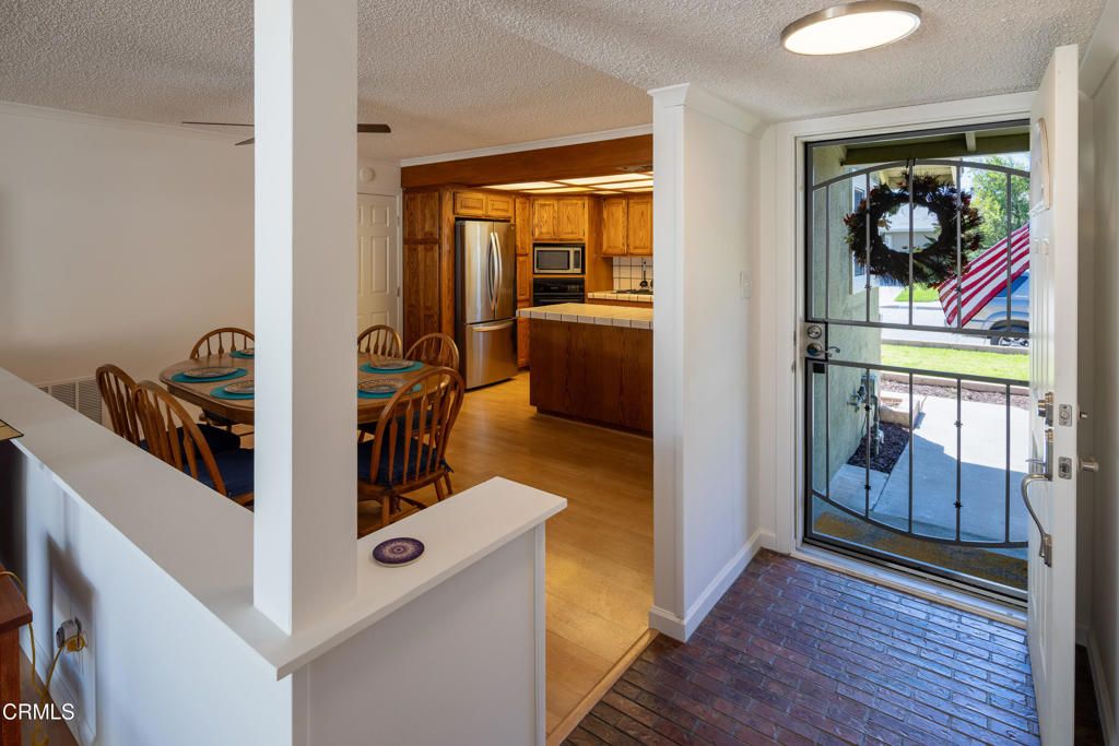 Photo of 2326 Gloryette Avenue, Simi Valley, CA 93063 (MLS # V1-35306)