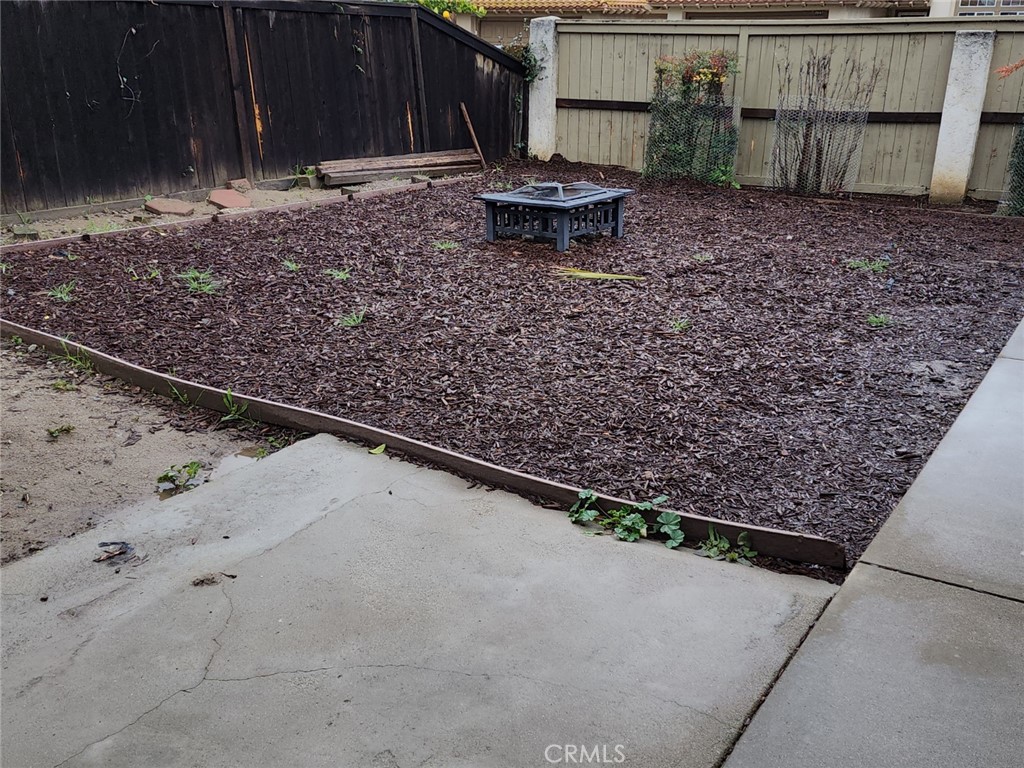 40162 Ravenwood Drive