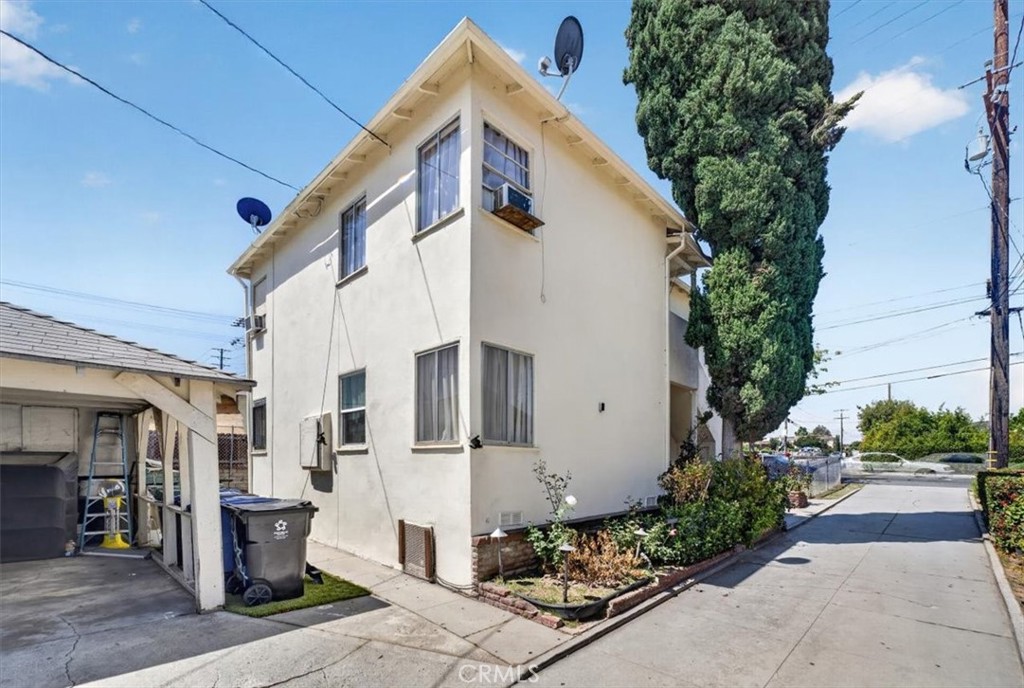 2634 Del Mar Ave