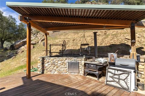 Tiny photo for 5765 Dago Lane Ln, Paso Robles, CA 93446 (MLS # NS26059189)