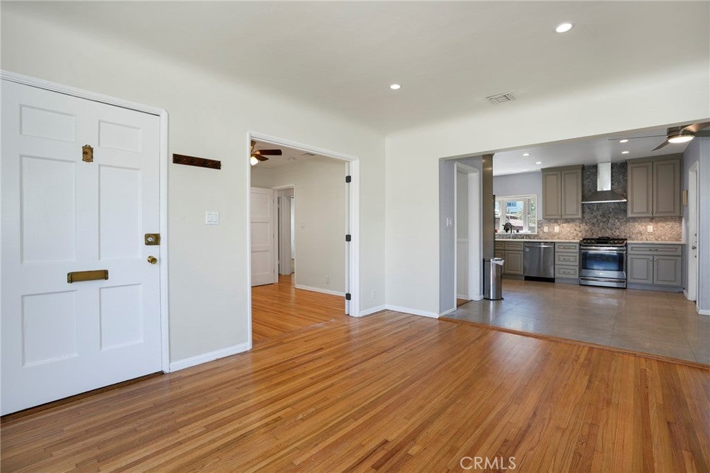 6320 W 85th Street