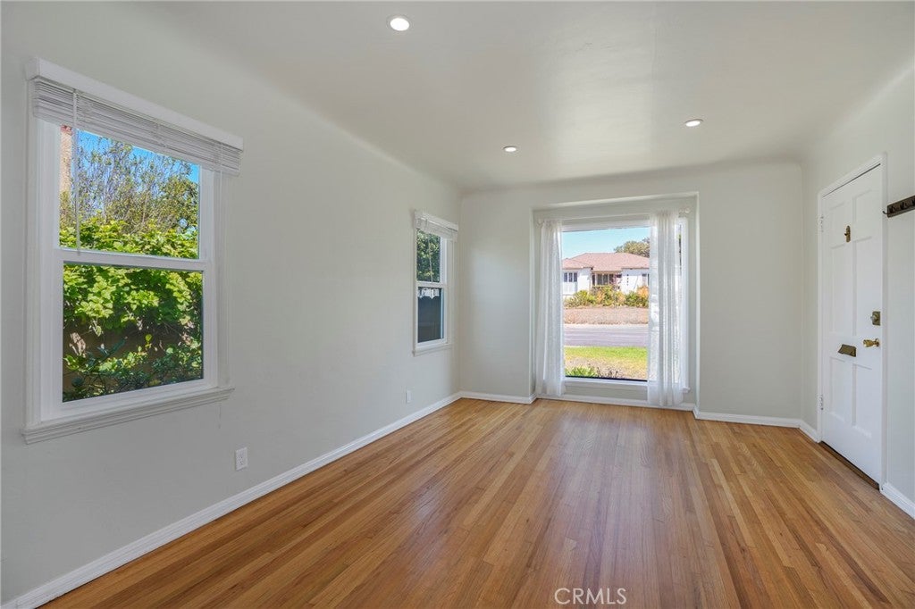 6320 W 85th Street