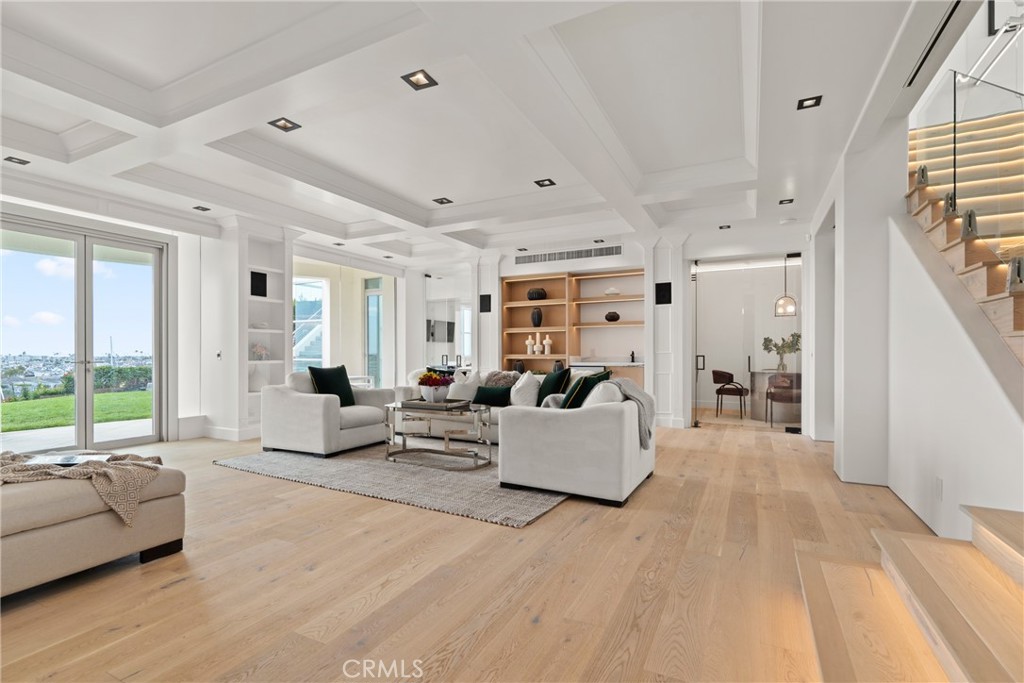 Irvine Terrace (IRVT) - Residential