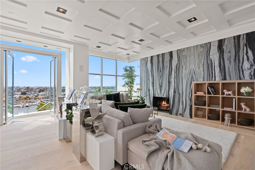 Irvine Terrace (IRVT) - Residential