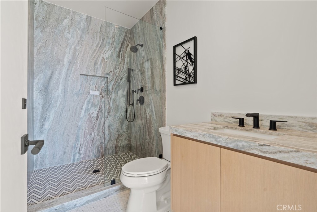 Irvine Terrace (IRVT) - Residential