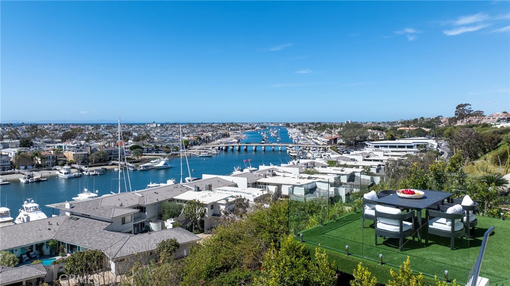 1409 Dolphin Terrace