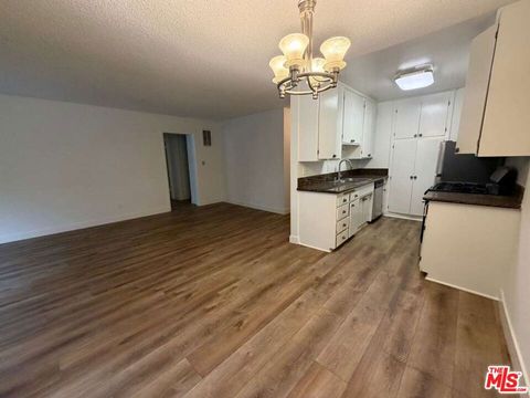 Photo of 848 S Holt Street #206, Los Angeles, CA 90035 (MLS # 26767831)