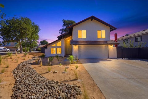 Photo of 1580 Lakewood Way, Upland, CA 91786 (MLS # IV26217769)