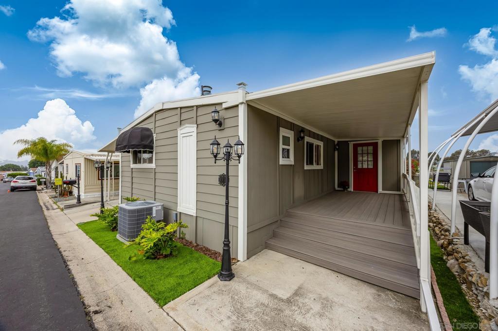 1815 Sweetwater Rd SPC 121
