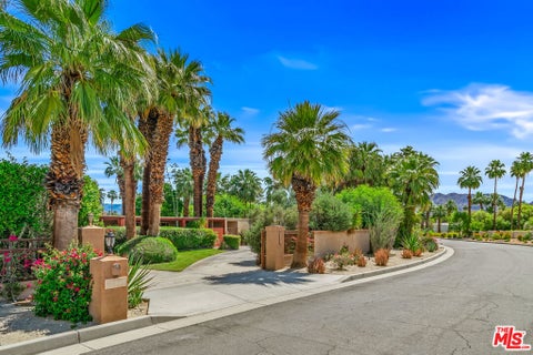 Photo of 74550 OLD PROSPECTOR Trail, Palm Desert, CA 92260 (MLS # 25565711)