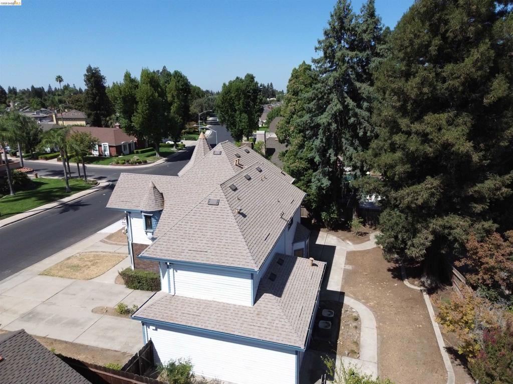 3716 Viader Dr