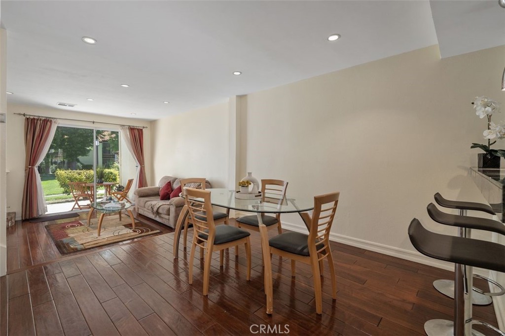 5622 Las Virgenes Road 12