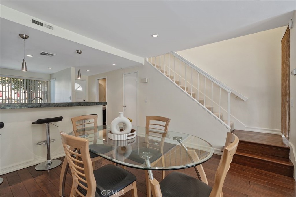 5622 Las Virgenes Road 12