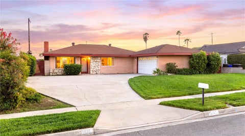 Photo of 9161 La Ronda ST, Alta Loma, CA 91701 (MLS # CV26205376)