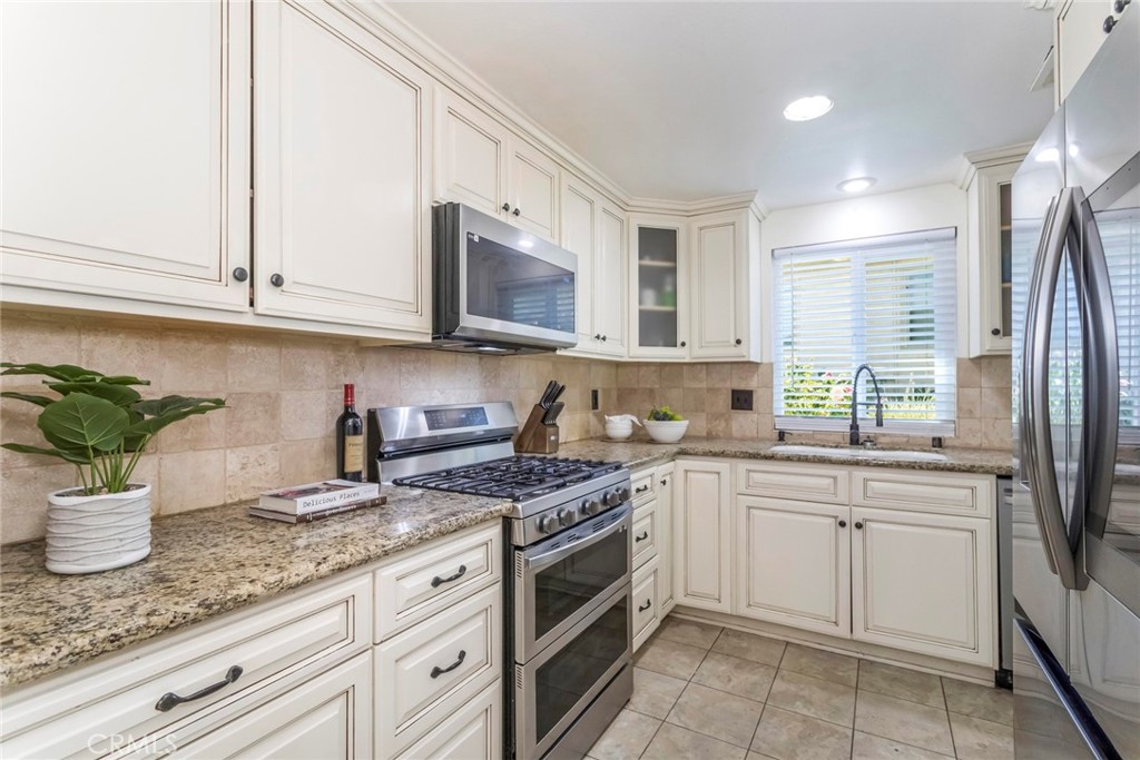 Friendly Valley (FRV) - Residential