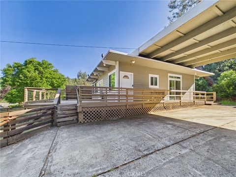 Photo of 4561 Lagoon Dr, Kelseyville, CA 95451 (MLS # LC26100439)
