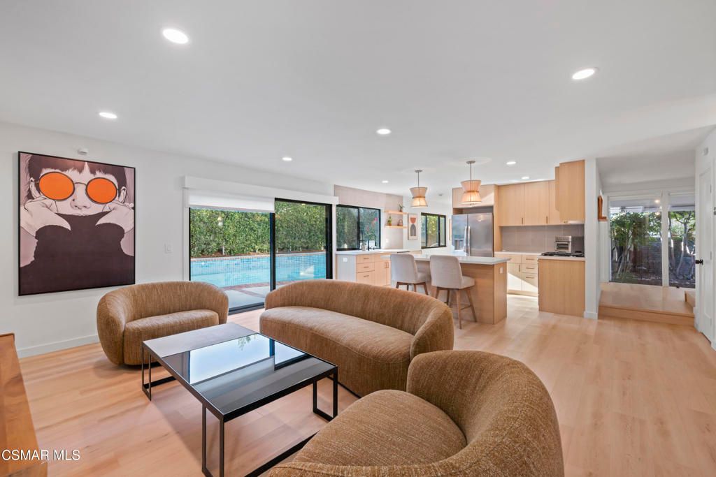 Photo of 1465 Cheswick Place, Westlake Village, CA 91361 (MLS # 226000121)