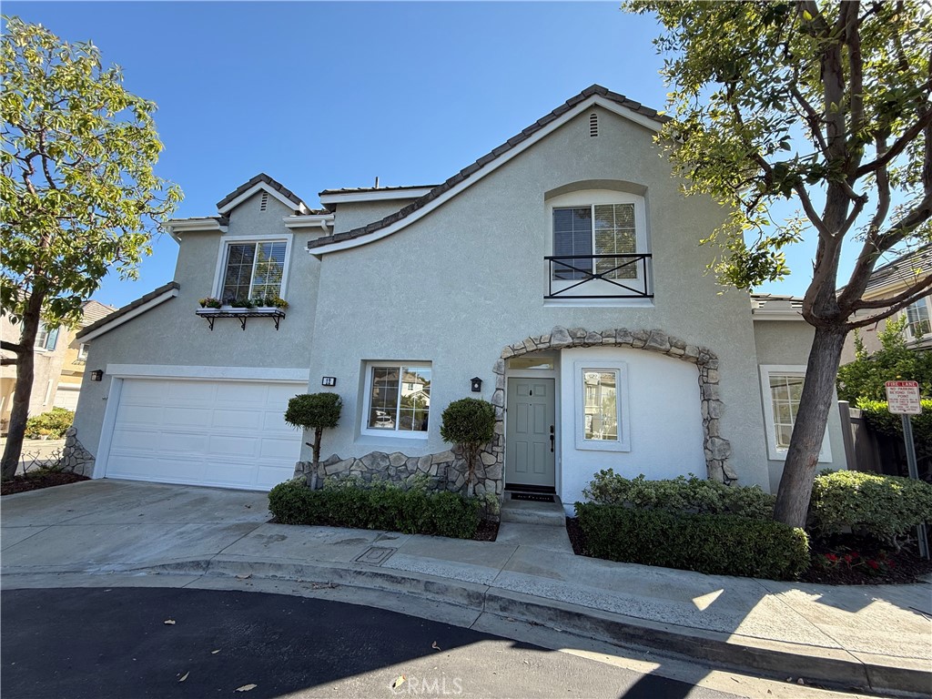 12 Poppyfield Lane