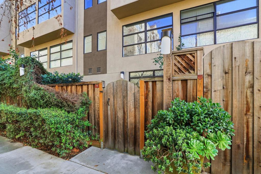 400 N 1st Street 111