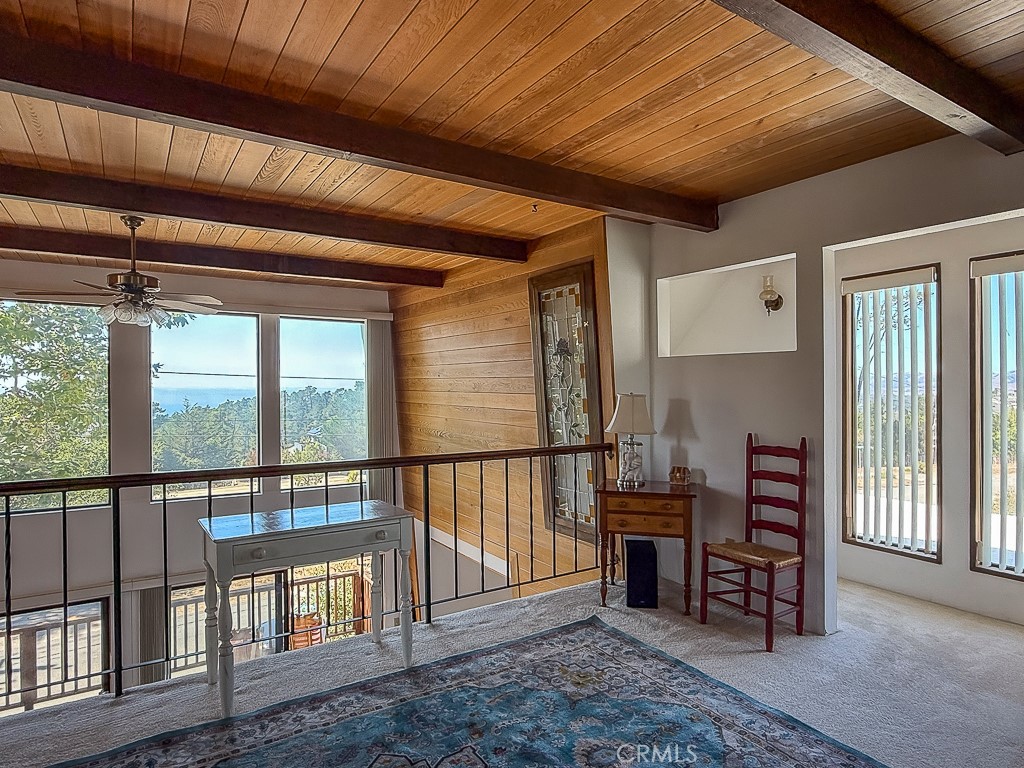 Top of the World(2170) - Residential