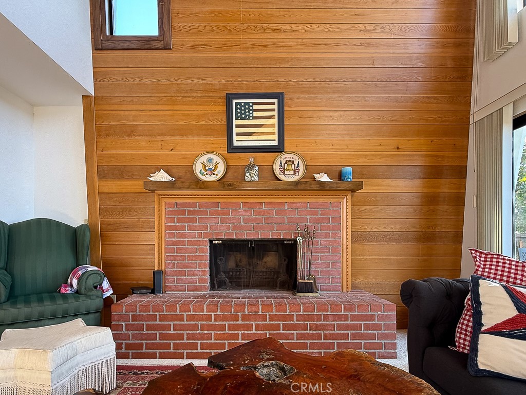 Top of the World(2170) - Residential