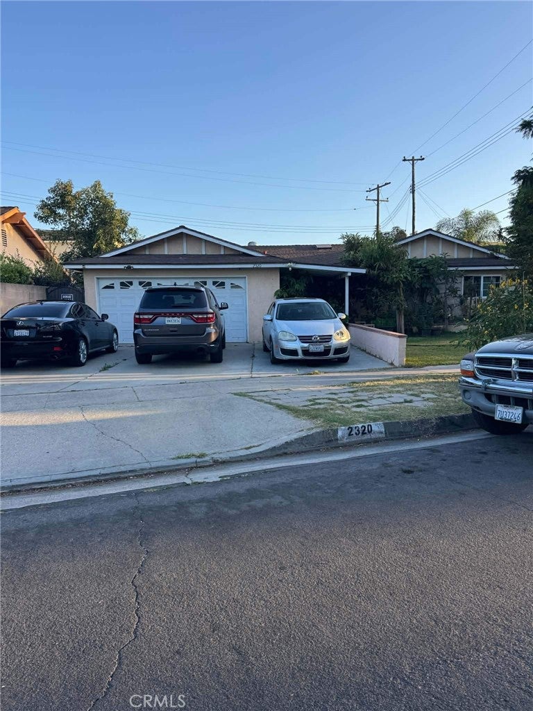 2320 W 12th ST