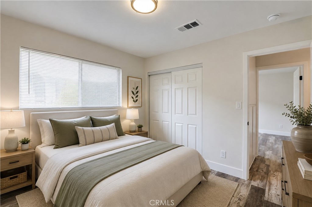 402 E Glendale Drive
