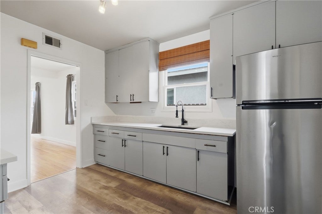 1911 W 160th