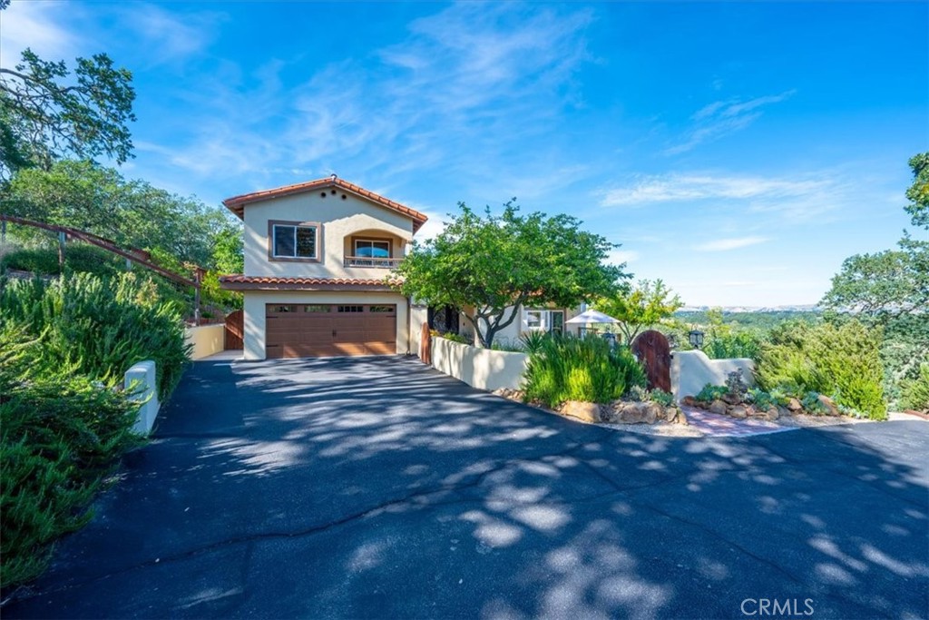 10662 Santa Ana Road