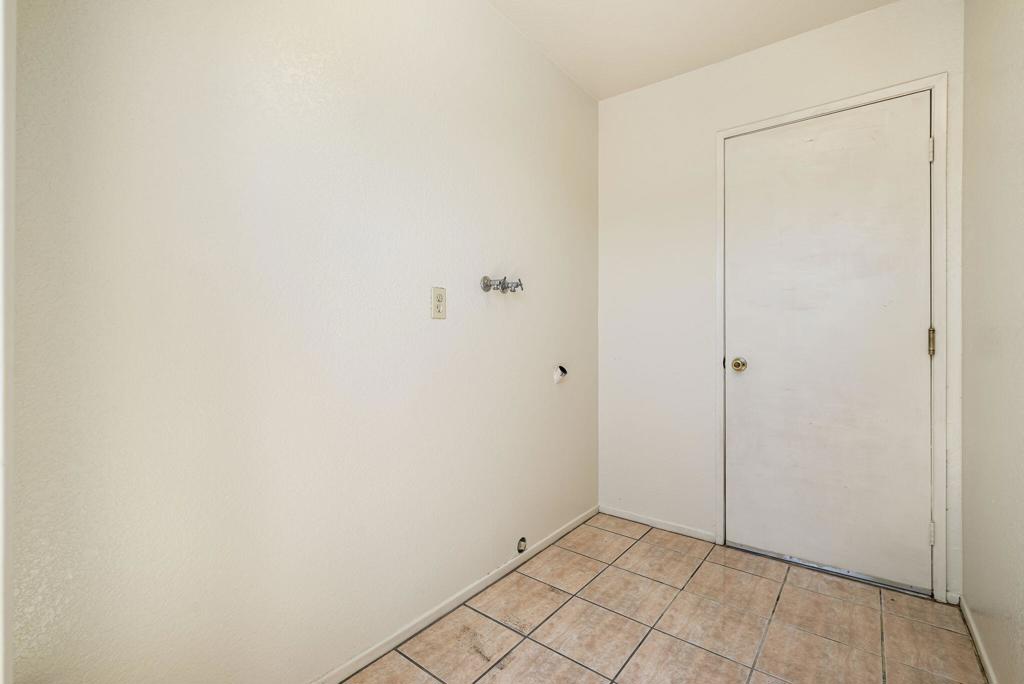 Peacock Palms - Residential