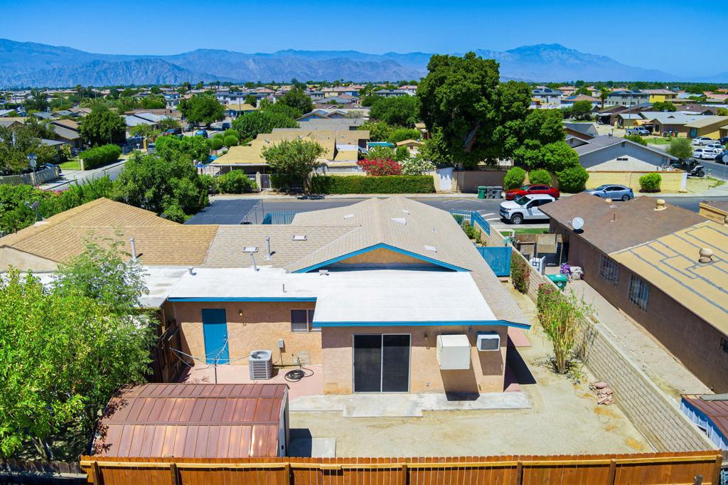 Peacock Palms - Residential