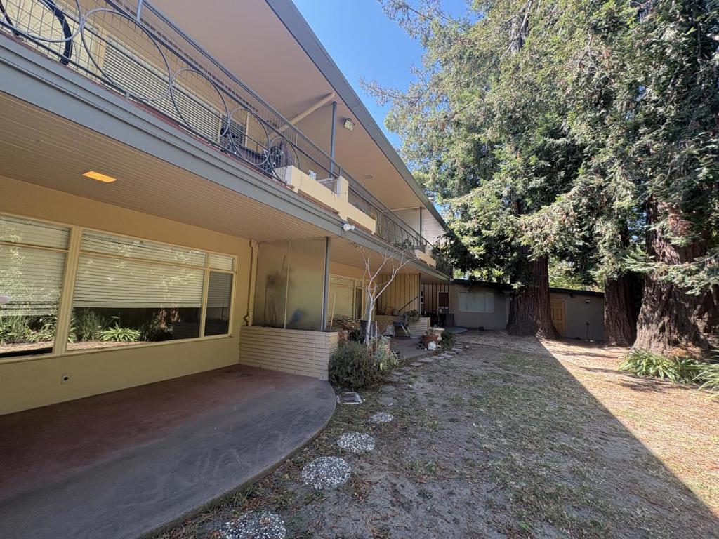 1222 Irwin Street, the Glenwood Apartments, 10 units in San Rafael made up of ten (10) 1 bed 1 bath units. Marin County's strong rental market gives investors the chance to invest in an emerging hub for workforce spillover from San Francisco. The property has been lightly renovated with LVT flooring, countertops, etc. with strong in-place cash flow and future upside, the property presents an exceptional opportunity in one of California's top rental markets.