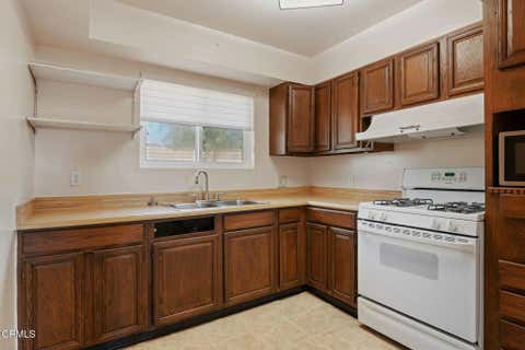 Tiny photo for 320 Valley Vista Drive, Camarillo, CA 93010 (MLS # V1-38074)