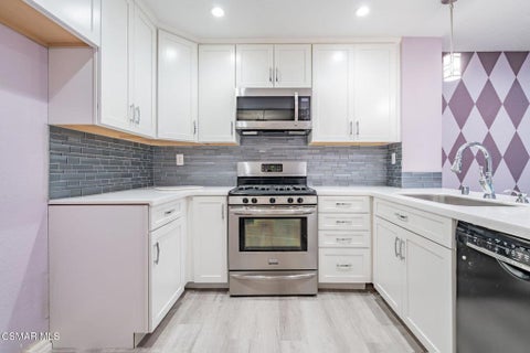 Photo of 1043 Waltham Road #E, Simi Valley, CA 93065 (MLS # 226004021)