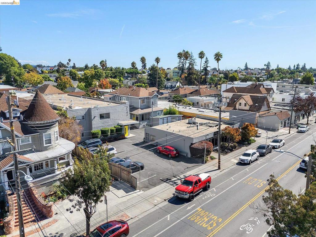 3128 Fruitvale Ave