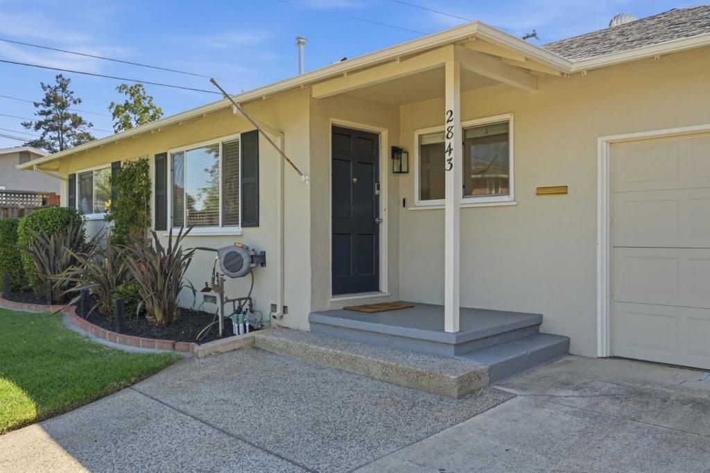 2843 Rustic Drive