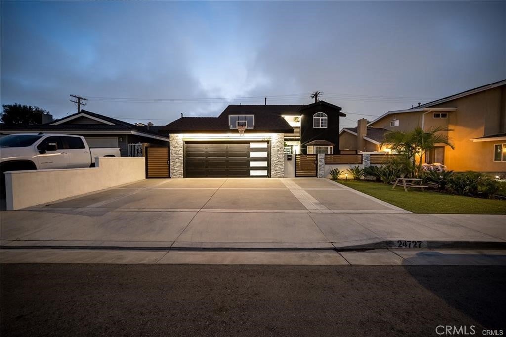 24727 Marbella Avenue Ave, Carson CA 90745