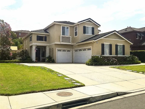 MLS: SR26187118