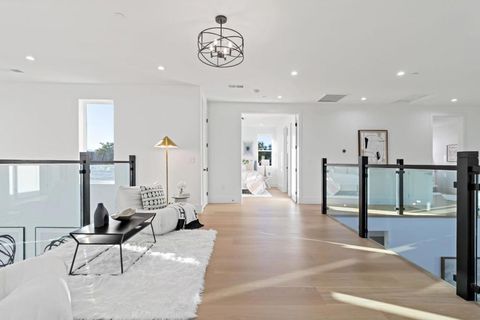 Tiny photo for 1040 W Riverside Way, San Jose, CA 95129 (MLS # ML82037565)